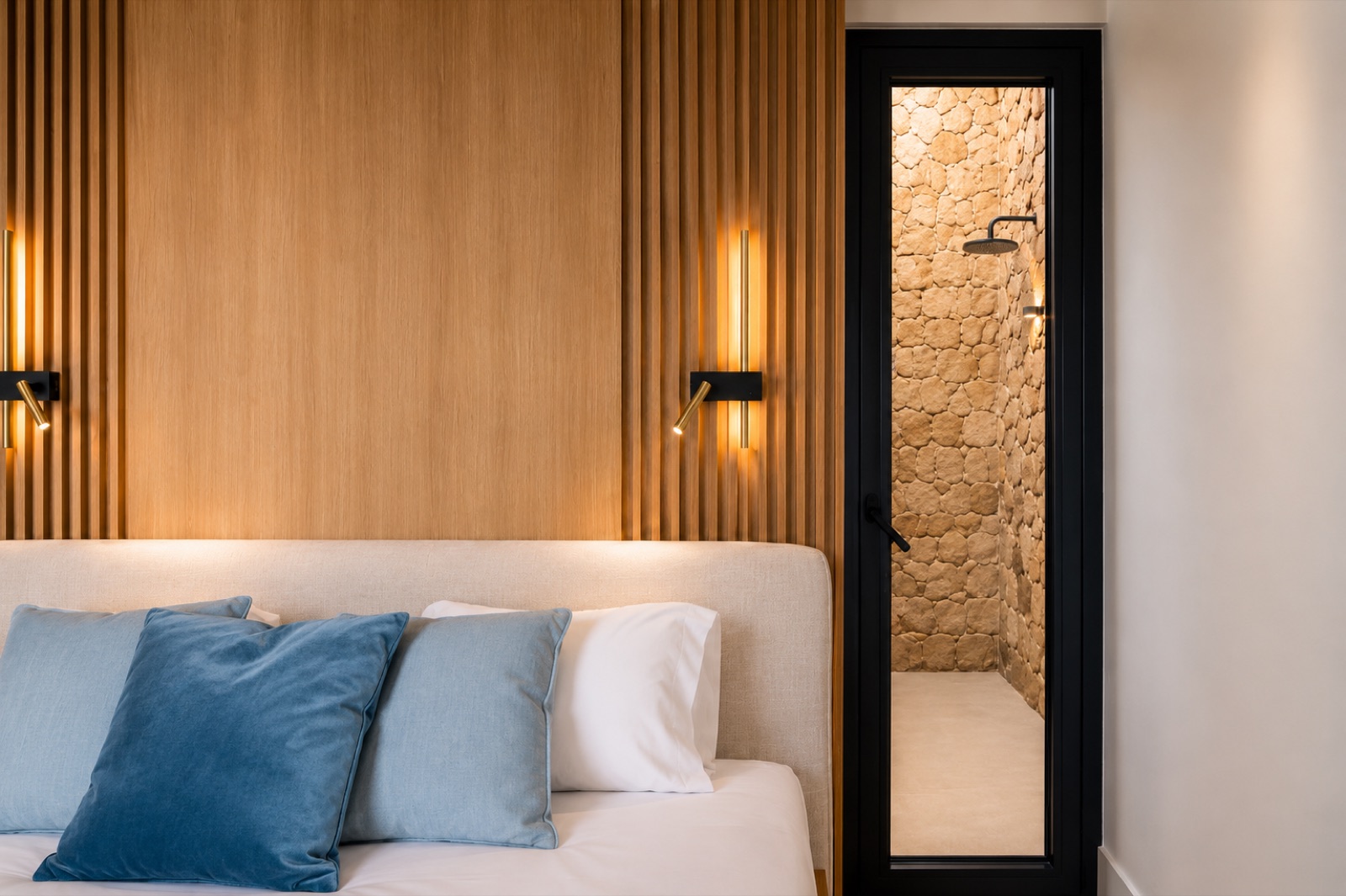 Second en-suite bedroom
